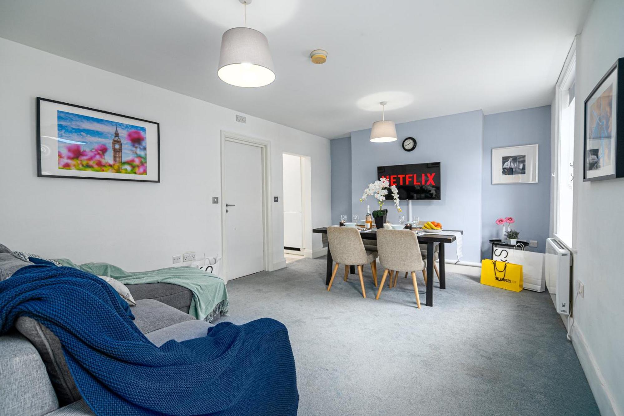 Selfridges Parkside Haven - 2 Bedroom * Londra