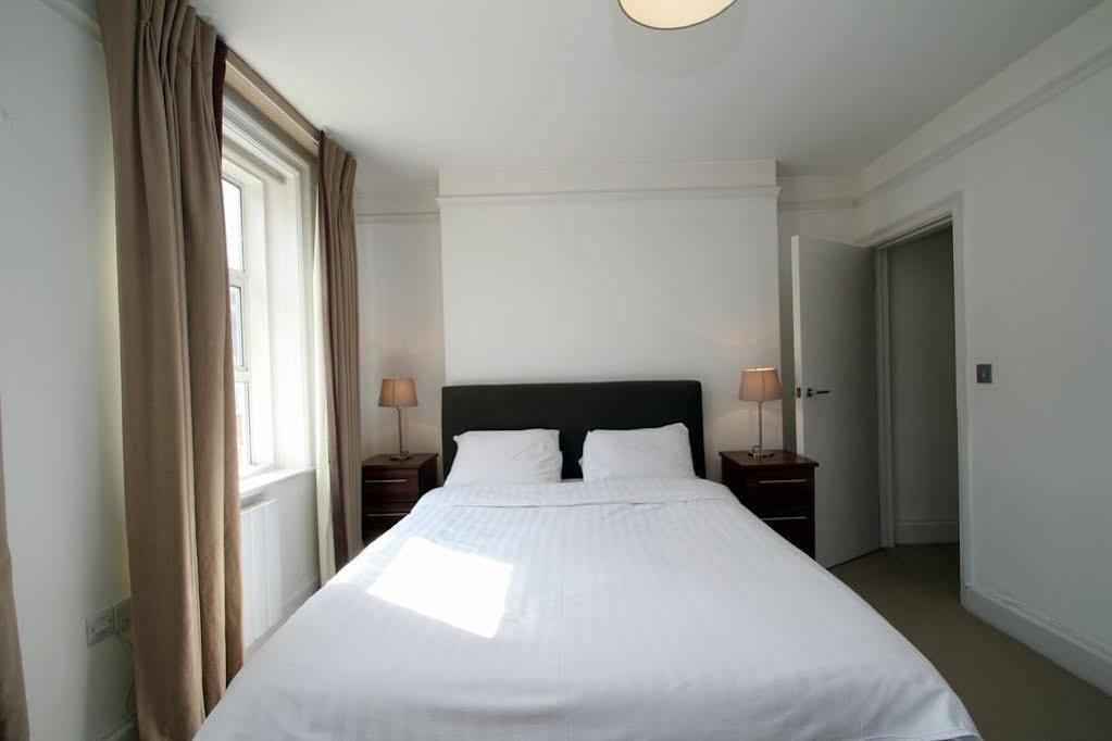 Selfridges Parkside Haven - 2 Bedroom Apartament